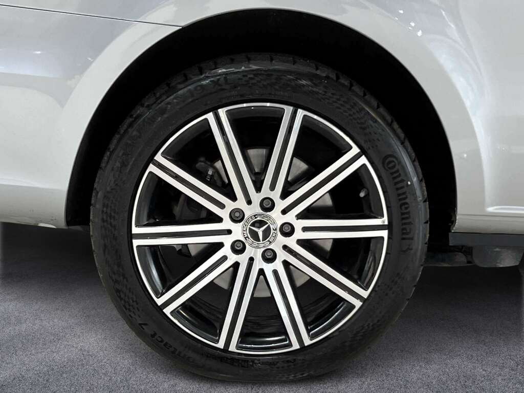 Mercedes-Benz V Class V300 D Premium 9G-tronic Extra Long 2025 Silver #4