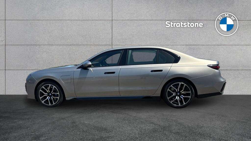 BMW 7 Series 750E Xdrive M Sport 2026 Grey #3