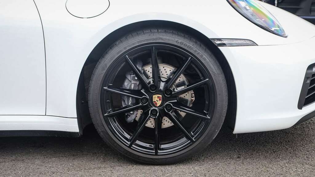 Porsche 911 Targa 4 2023 BM23NZT White #5