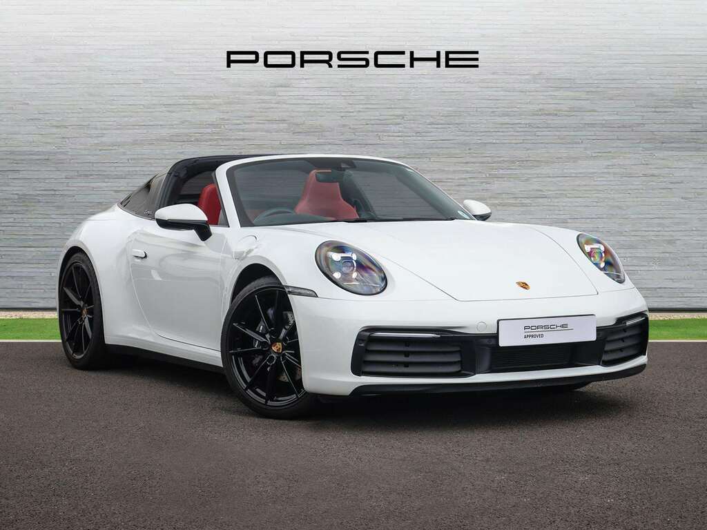 Porsche 911 Targa 4 2023 White