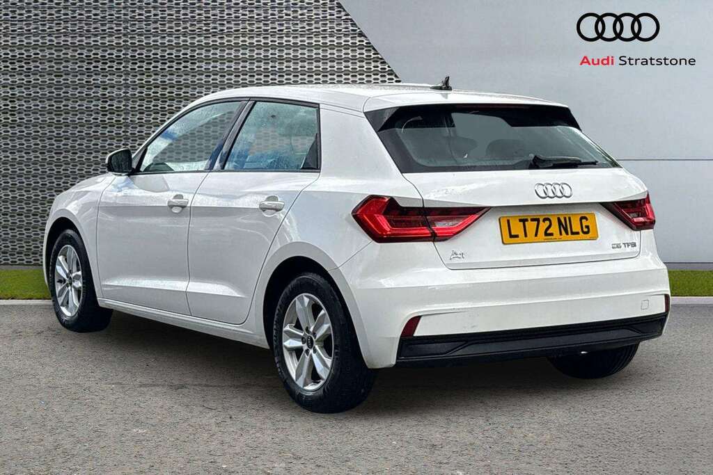 Audi A1 25 Tfsi Technik 2022 LT72NLG White #3