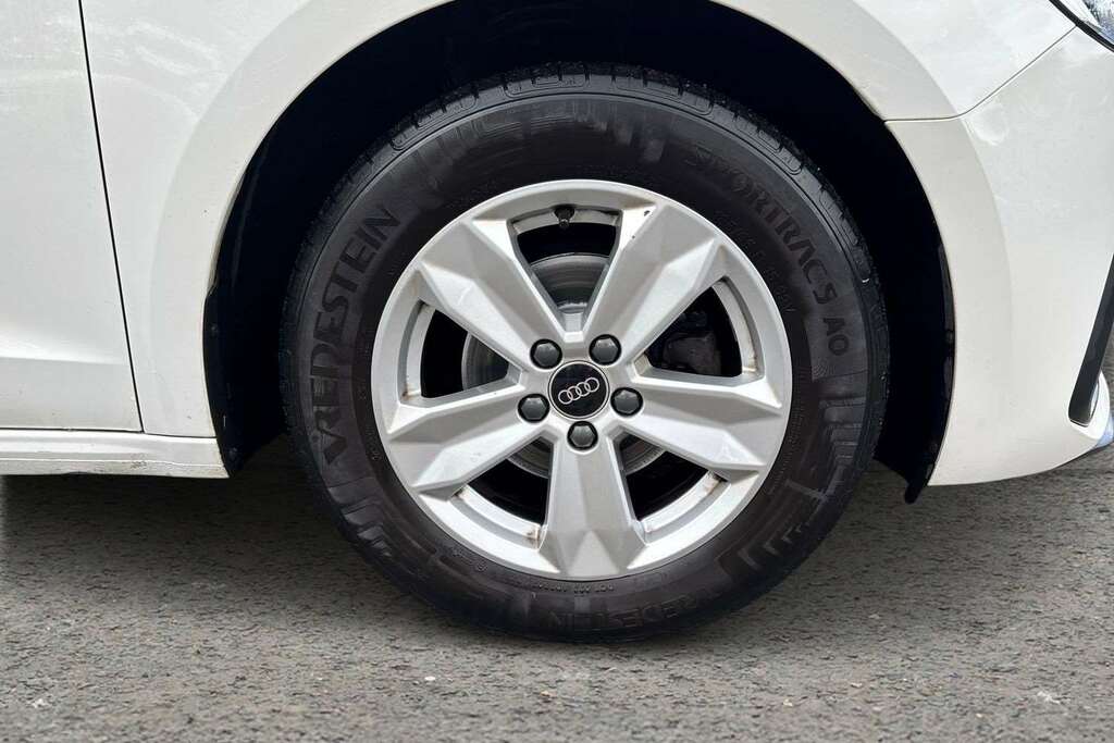 Audi A1 25 Tfsi Technik 2022 LT72NLG White #5