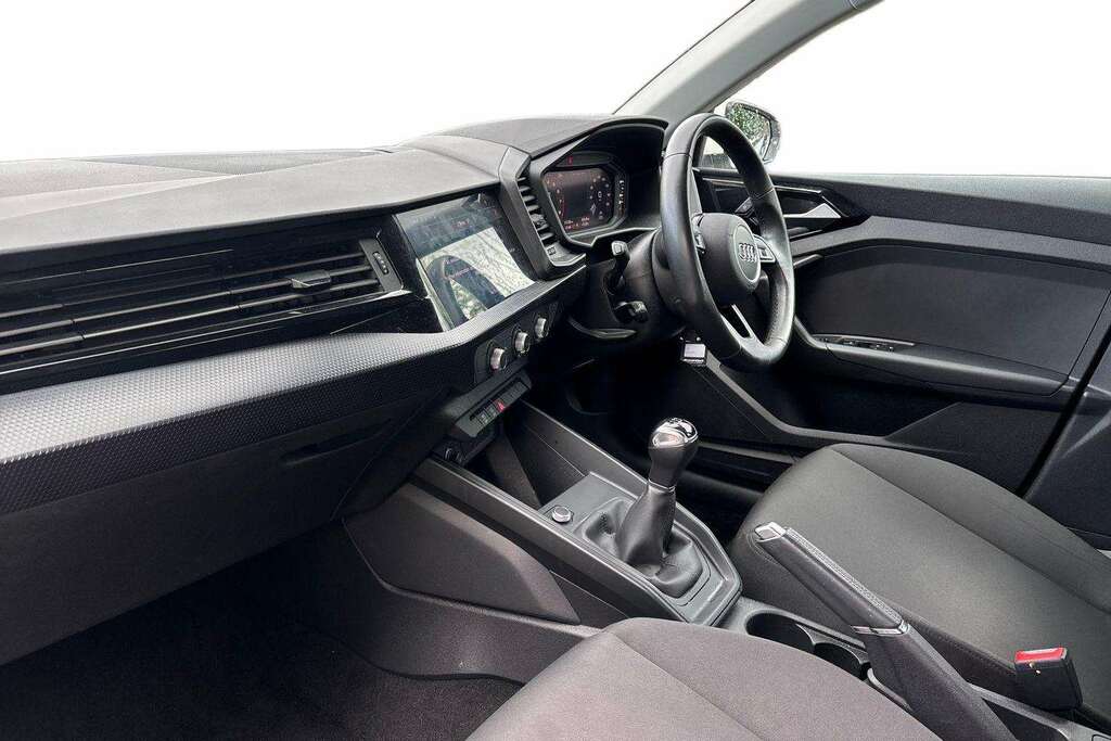Audi A1 25 Tfsi Technik 2022 LT72NLG White #2