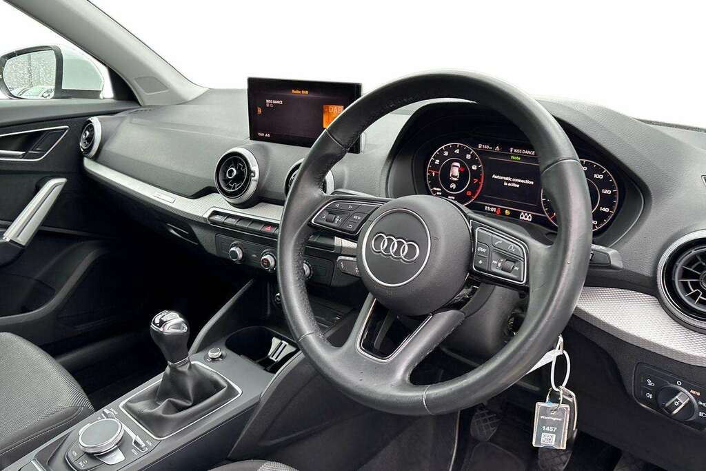 Audi Q2 35 Tfsi Sport 2021 MD21VGX White #3