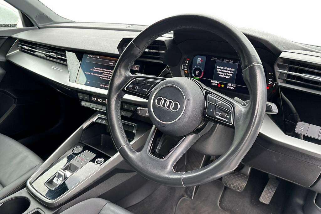 Audi A3 35 Tfsi Sport S Tronic 2021 GV21DPU White #4