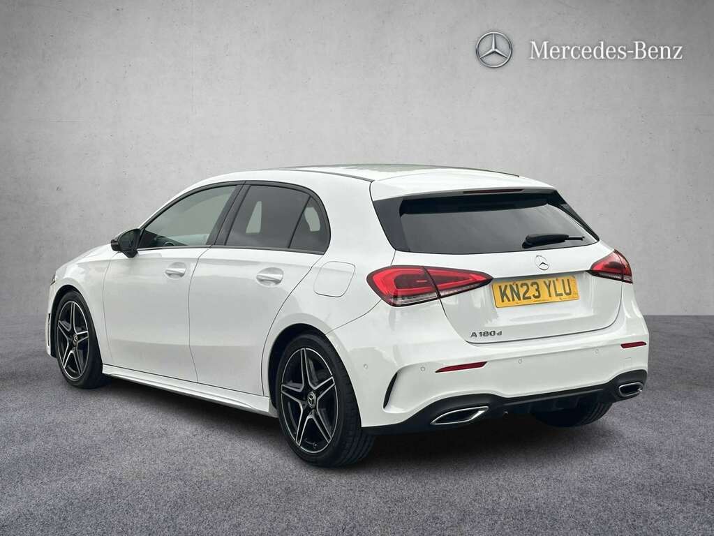 Mercedes-Benz A Class A180d 2.0 Amg Line Executive 2023 KN23YLU White #2