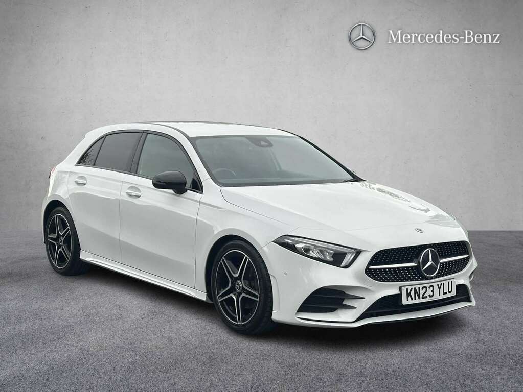 Mercedes-Benz A Class A180d 2.0 Amg Line Executive 2023 White