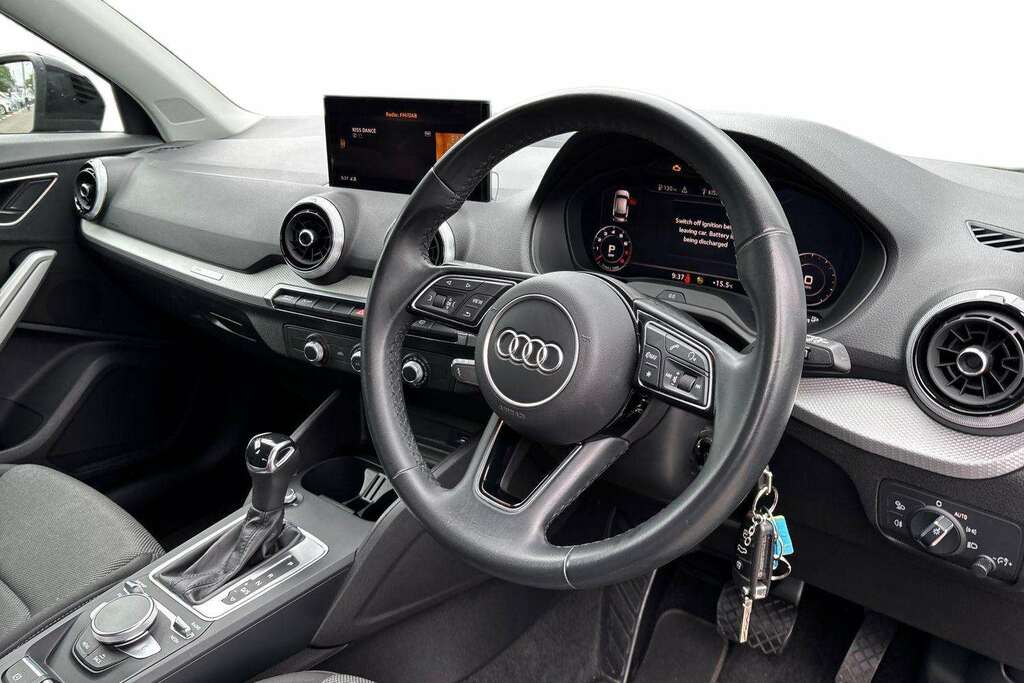 Audi Q2 35 Tfsi Sport S Tronic 2021 DF21ZNR Black #4