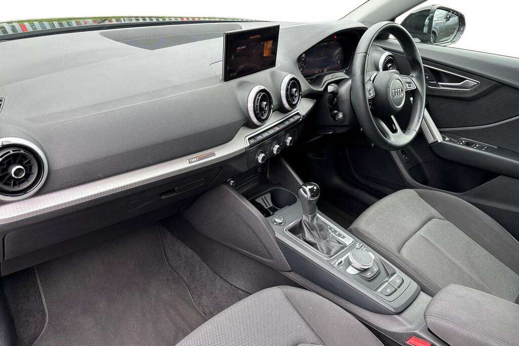 Audi Q2 35 Tfsi Sport S Tronic 2021 Black