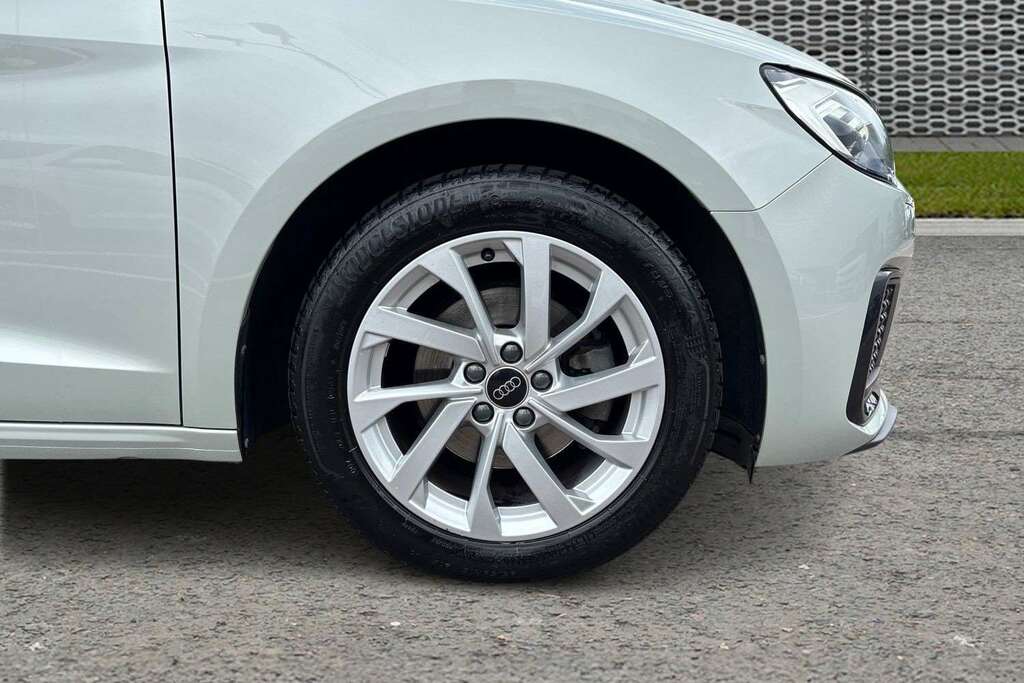 Audi A1 30 Tfsi 110 Sport 2023 KW23CCA Silver #5
