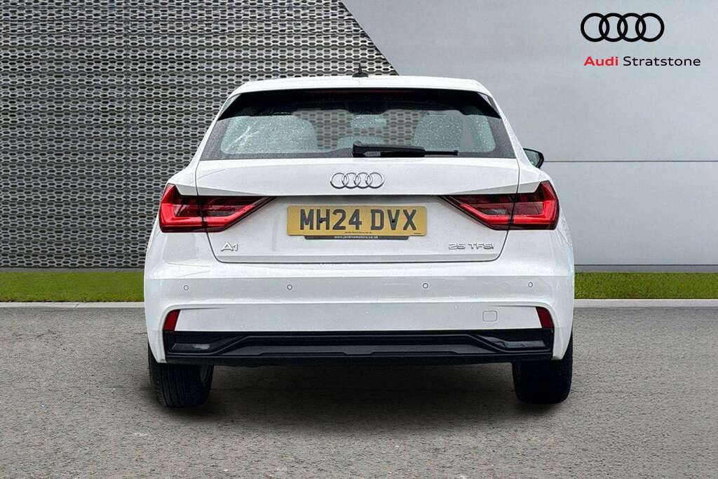 Audi A1 25 Tfsi Sport 2024 MH24DVX White #6