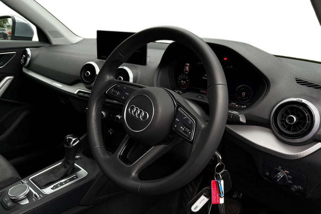 Audi Q2 35 Tfsi Sport S Tronic 2022 ML22NYZ Silver #6