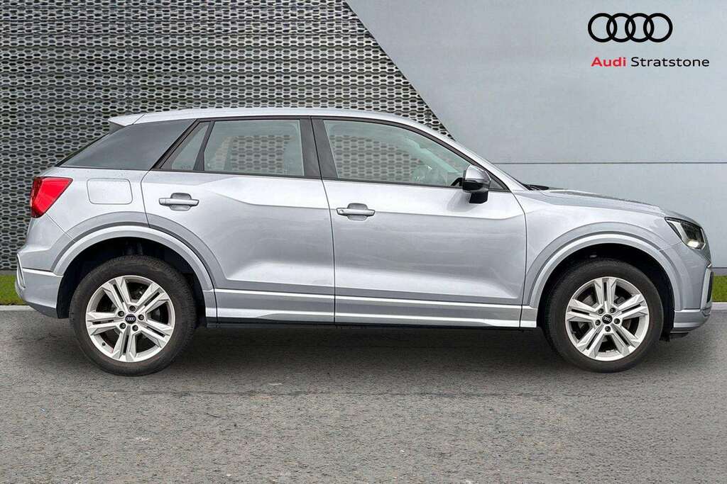 Audi Q2 35 Tfsi Sport S Tronic 2022 ML22NYZ Silver #4
