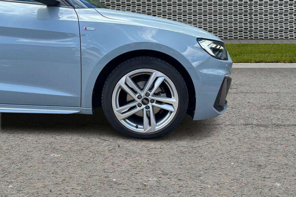 Audi A1 30 Tfsi 110 S Line 2023 Grey #5
