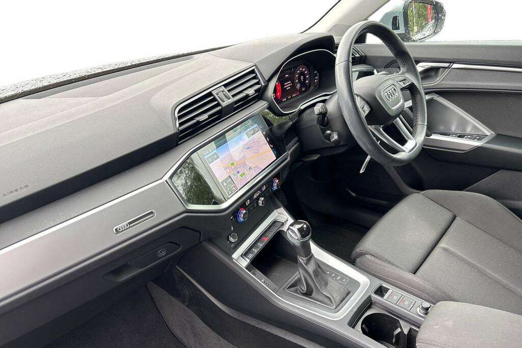 Audi Q3 35 Tfsi Sport S Tronic 2019 Silver #2