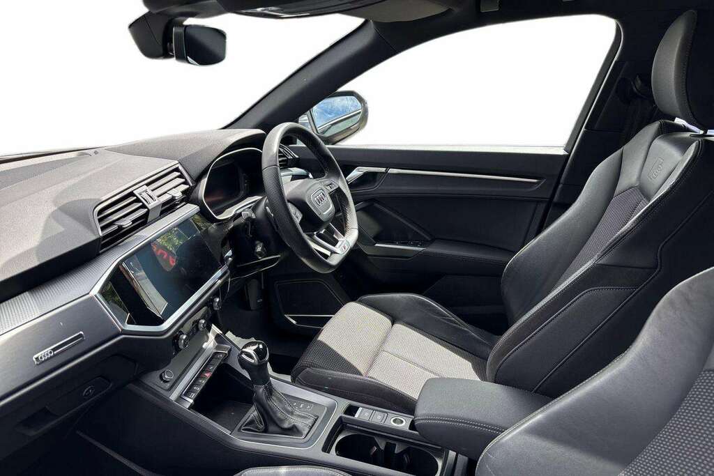Audi Q3 35 Tfsi S Line S Tronic Comfortsound Pack 2 BG20CMZ Grey #2