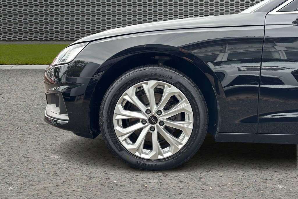 Audi A4 35 Tfsi Technik S Tronic 2023 LT23KWS Black #6