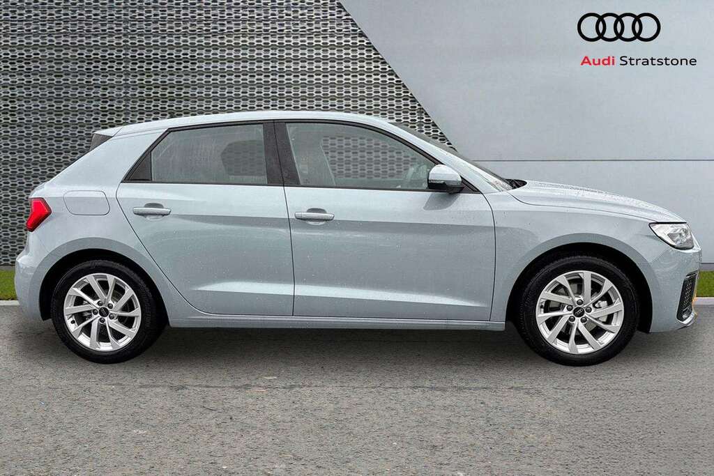Audi A1 30 Tfsi Sport 2026 MJ26EWV Grey #4