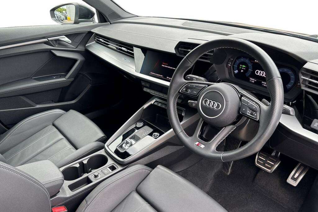 Audi A3 40 Tfsi E S Line S Tronic 2024 YD24LLB Black #4