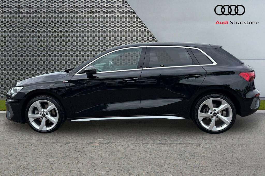 Audi A3 40 Tfsi E S Line S Tronic 2024 YD24LLB Black #6