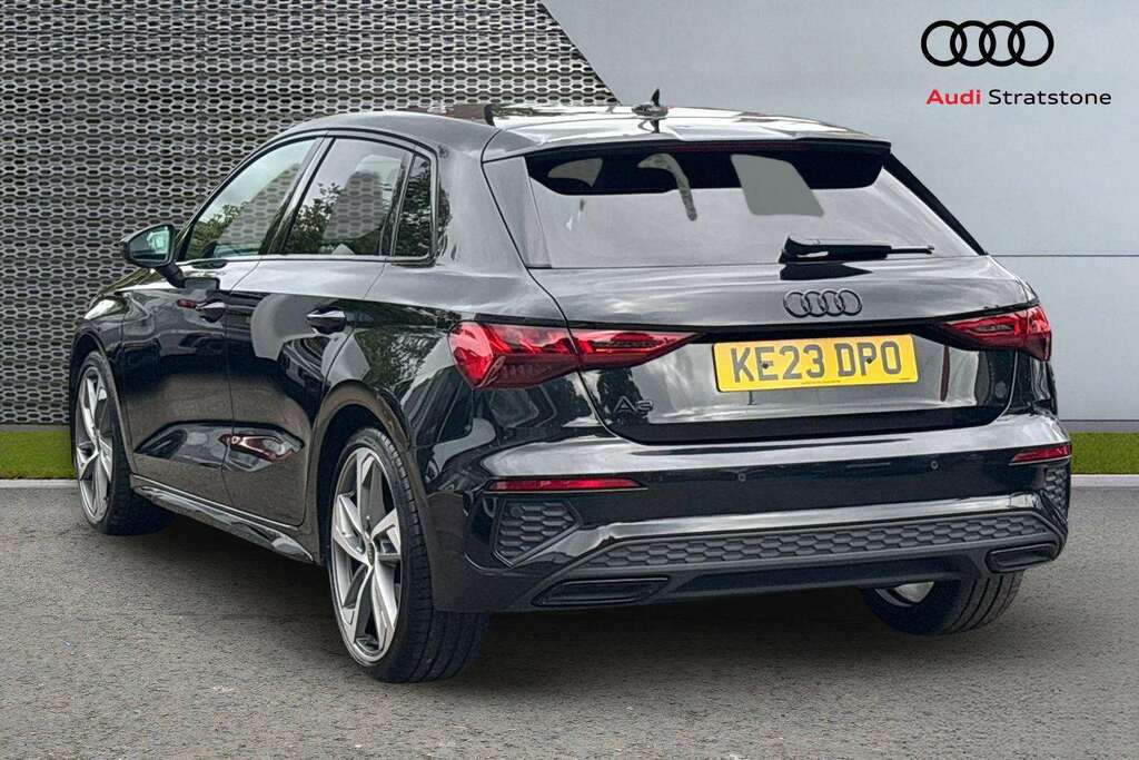 Audi A3 35 Tfsi Black Edition S Tronic 2023 KE23DPO Black #3