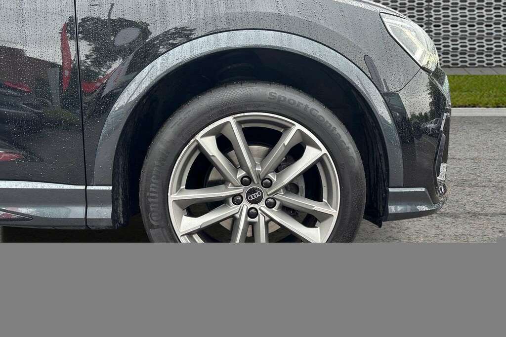 Audi Q3 35 Tfsi Black Edition 2022 KE22RRZ Black #5