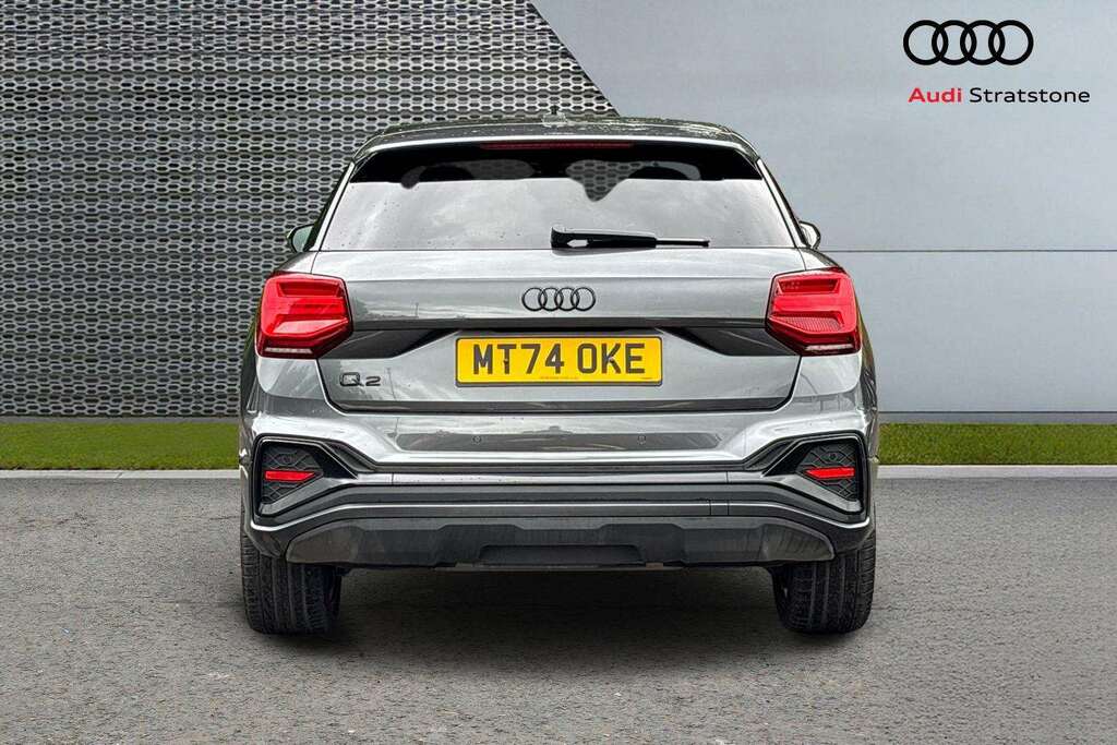 Audi Q2 35 Tfsi Black Edition 2025 MT74OKE Grey #4