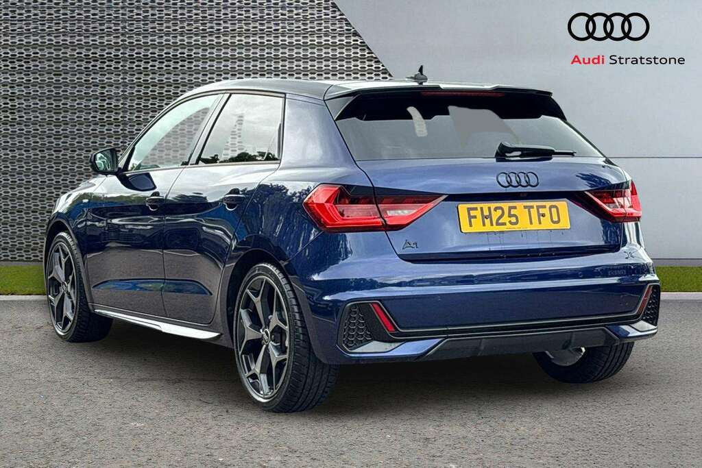 Audi A1 35 Tfsi Black Edition S Tronic 2025 FH25TFO Blue #3