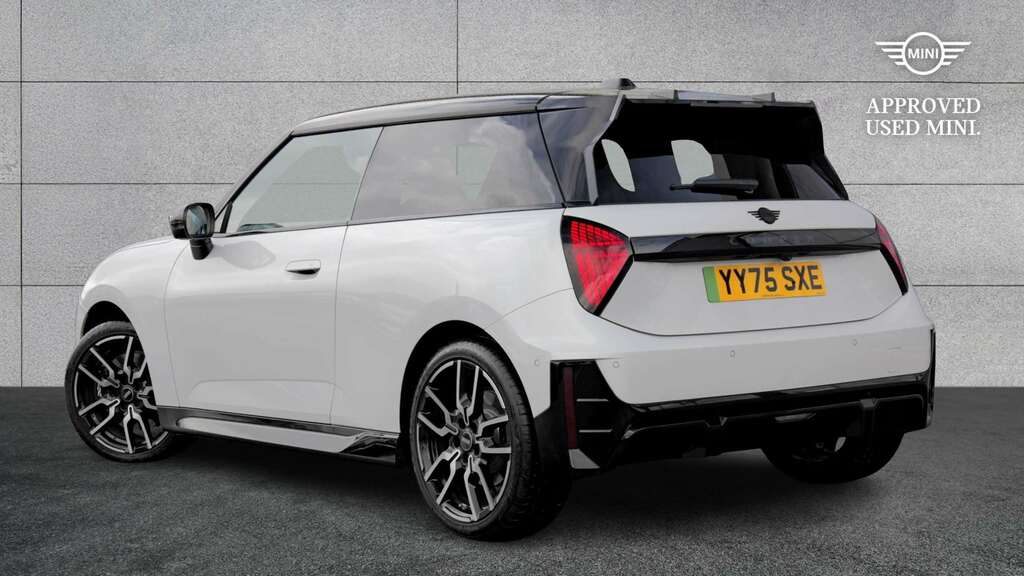 Mini Hatch 135Kw E Sport Level 3 41Kwh 2025 YY75SXE White #2