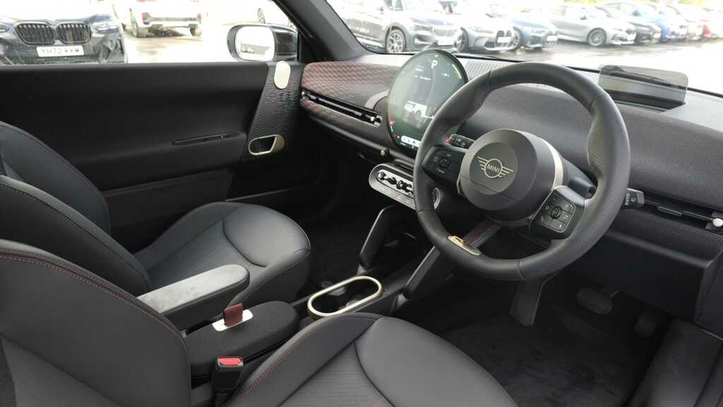 Mini Hatch 135Kw E Sport Level 3 41Kwh 2025 YY75SXE White #6
