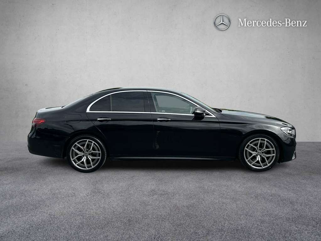 Mercedes-Benz E Class E220d 200 Amg Line Premium 9G-tronic 2023 KP23STX Black #4