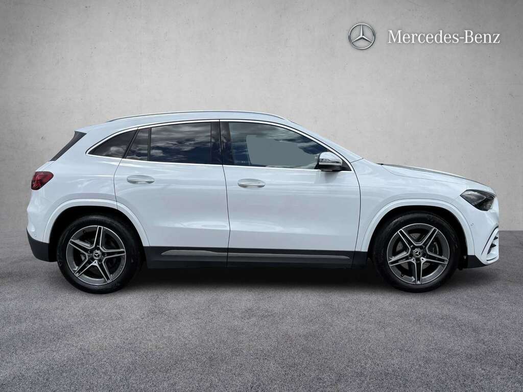 Mercedes-Benz GLA Class 200 Amg Line Premium 2023 GX73RUR White #4