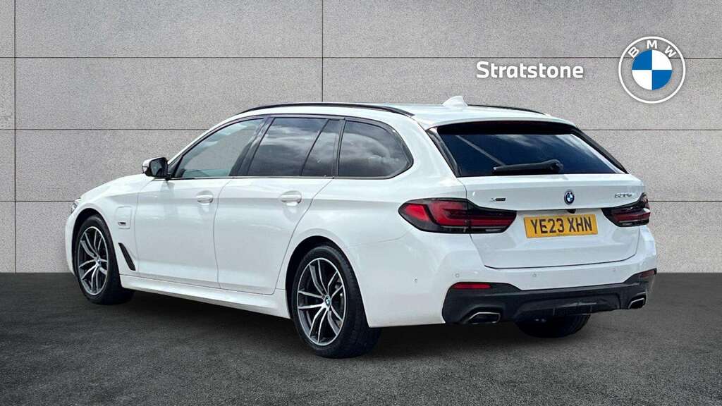 BMW 5 Series 530E Xdrive M Sport 2023 White