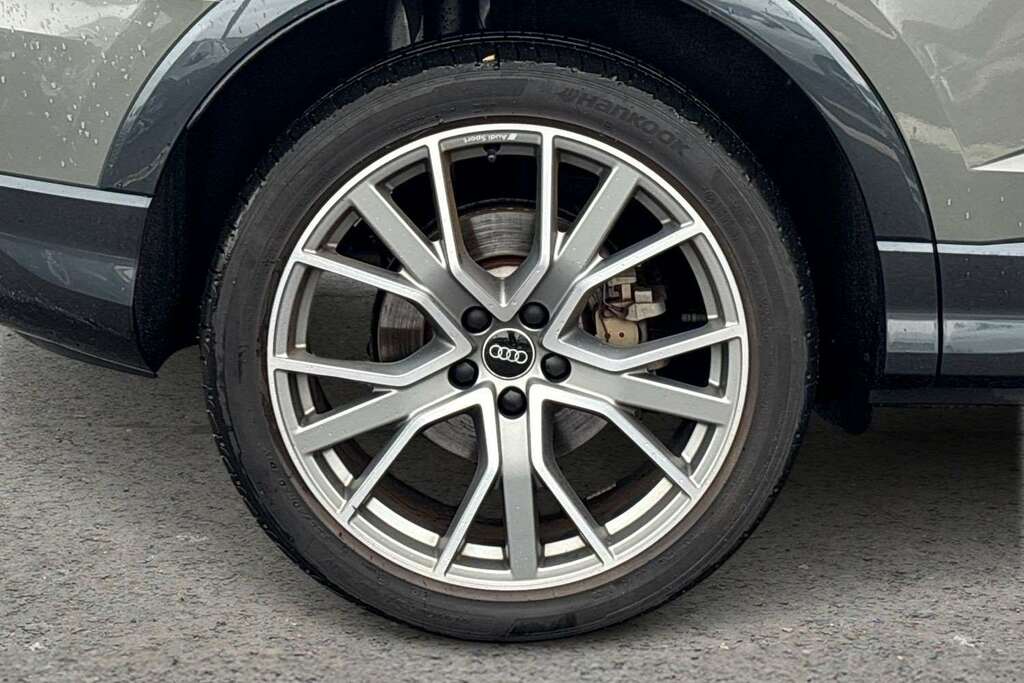 Audi Q3 45 Tfsi E Black Edition S Tronic Tech Pro 20 MK73FGX Grey #4