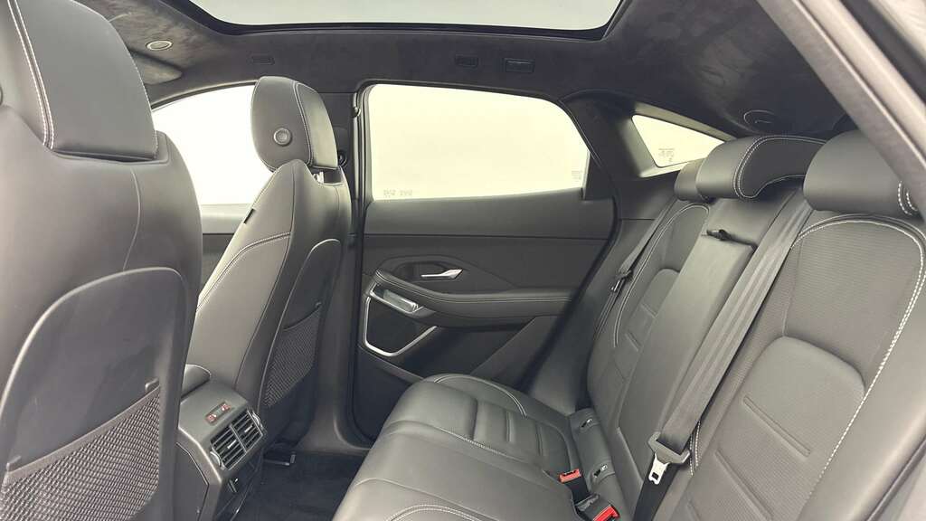 Jaguar E-Pace 1.5 P270e R-dynamic Hse Black 2024 Black #2