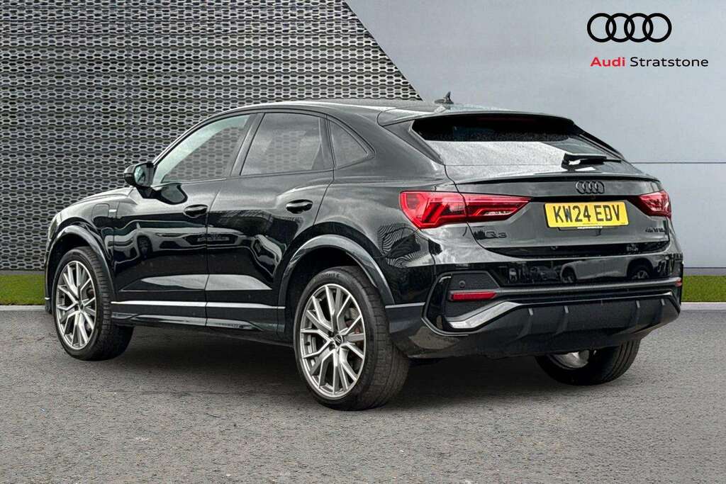 Audi Q3 45 Tfsi E Black Edition S Tronic Tech Pack 2 KW24EDV Black #3