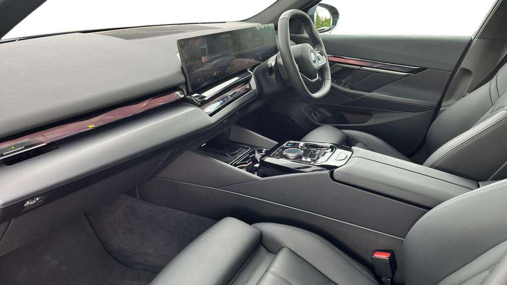 BMW i5 250Kw Edrive40 Sport Edition 84Kwh 2025 Grey #6