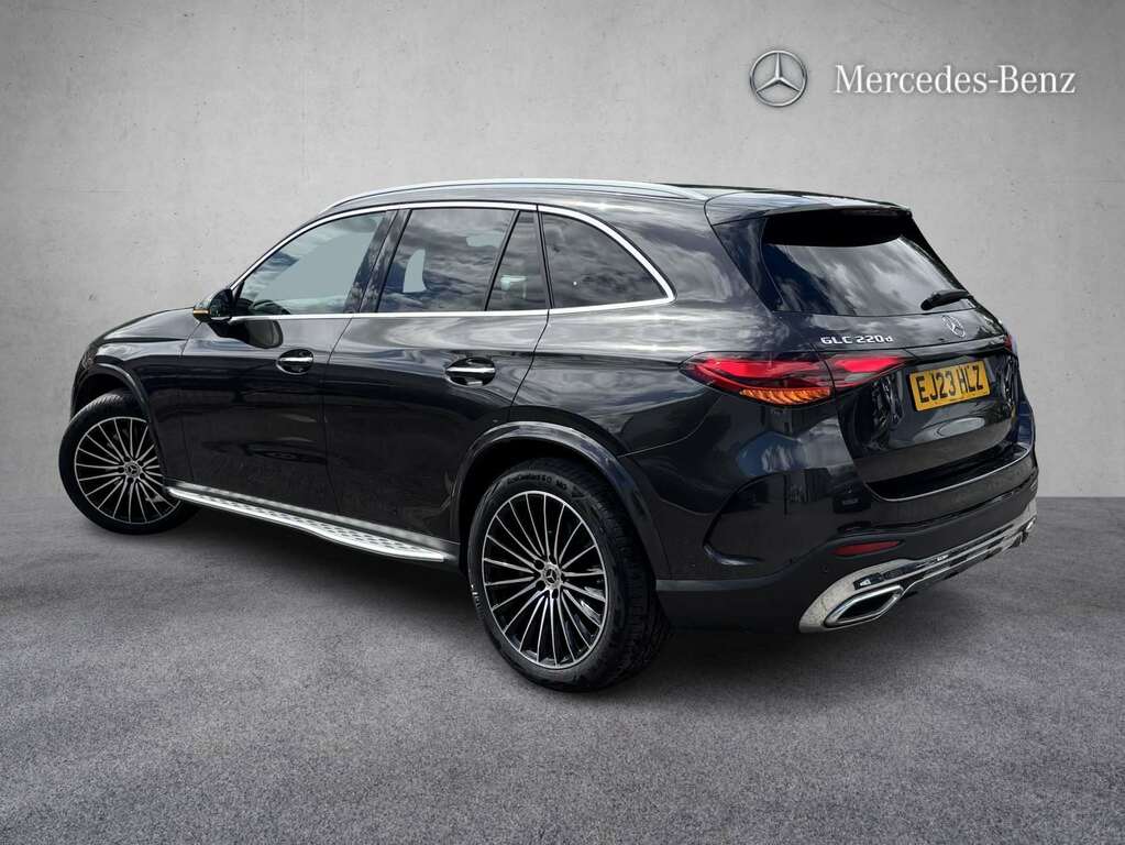 Mercedes-Benz GLC Class 220D 4Matic Amg Line Premium 9G-tronic 2023 EJ23HLZ Grey #2
