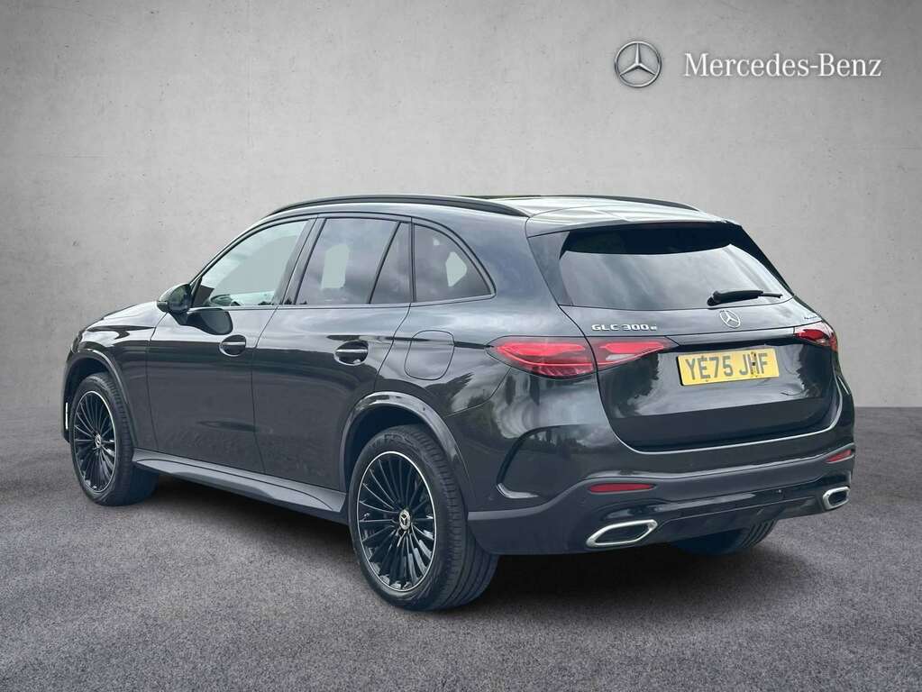 Mercedes-Benz GLC Class 300E 4Matic Urban Edition 9G-tronic 2025 YE75JHF Grey #2
