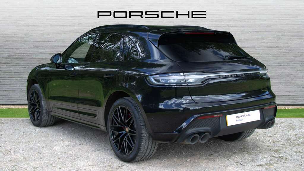 Porsche Macan Gts S-a 2022 Black #4