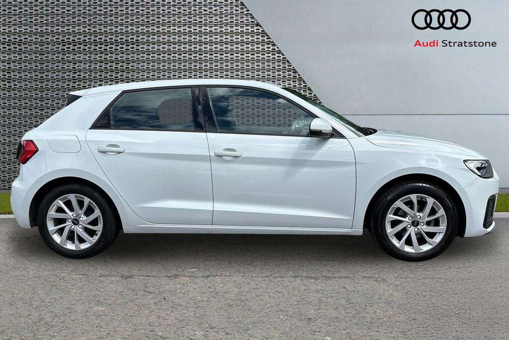 Audi A1 25 Tfsi Sport 2023 MP23KHO White #2