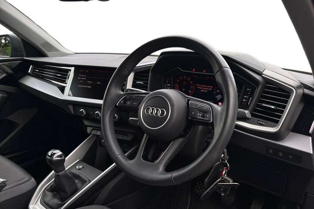 Audi A1 25 Tfsi Sport 2024 MA74XNL #5