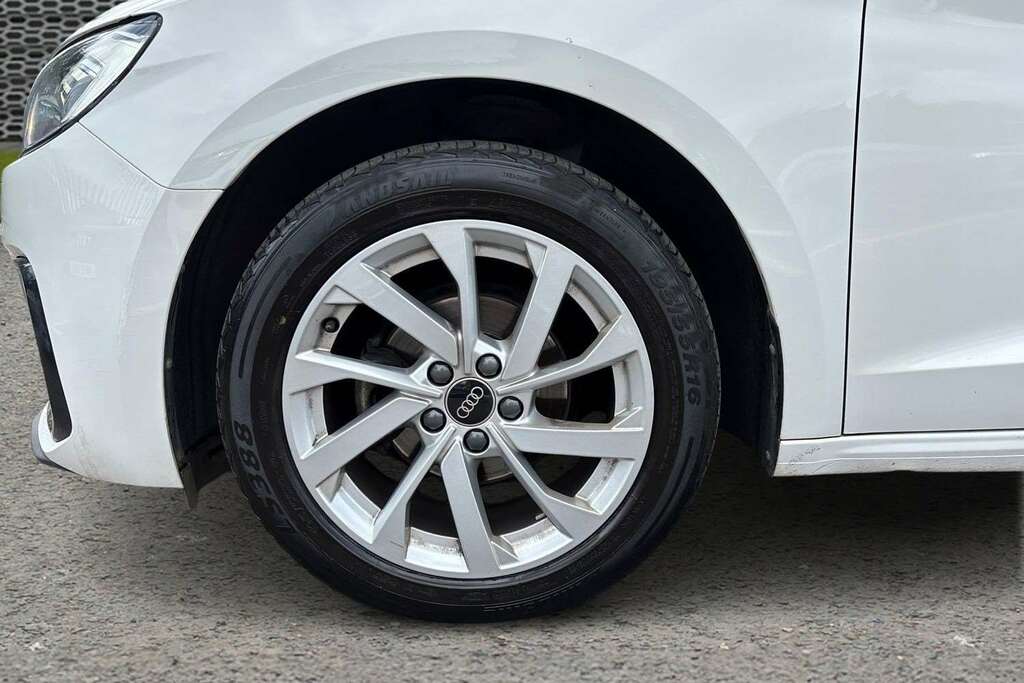 Audi A1 25 Tfsi Sport S Tronic 2023 MW73RJV White #5