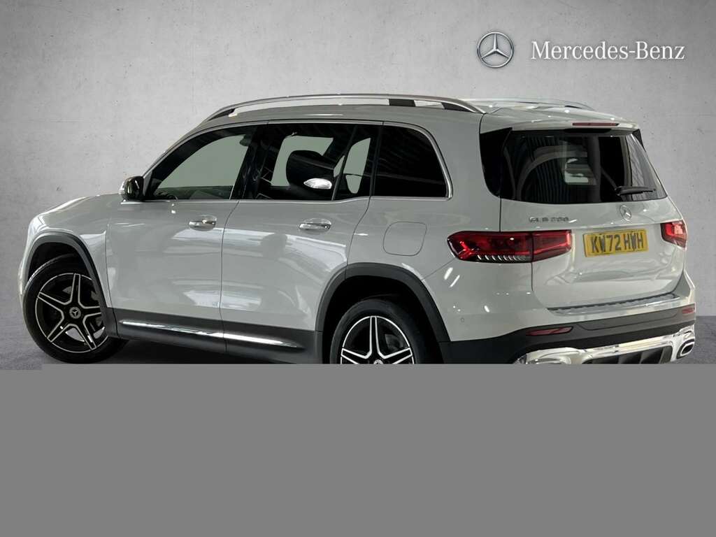 Mercedes-Benz GLB Class 200 Amg Line Premium 7G-tronic 2023 KW72HWH White #2