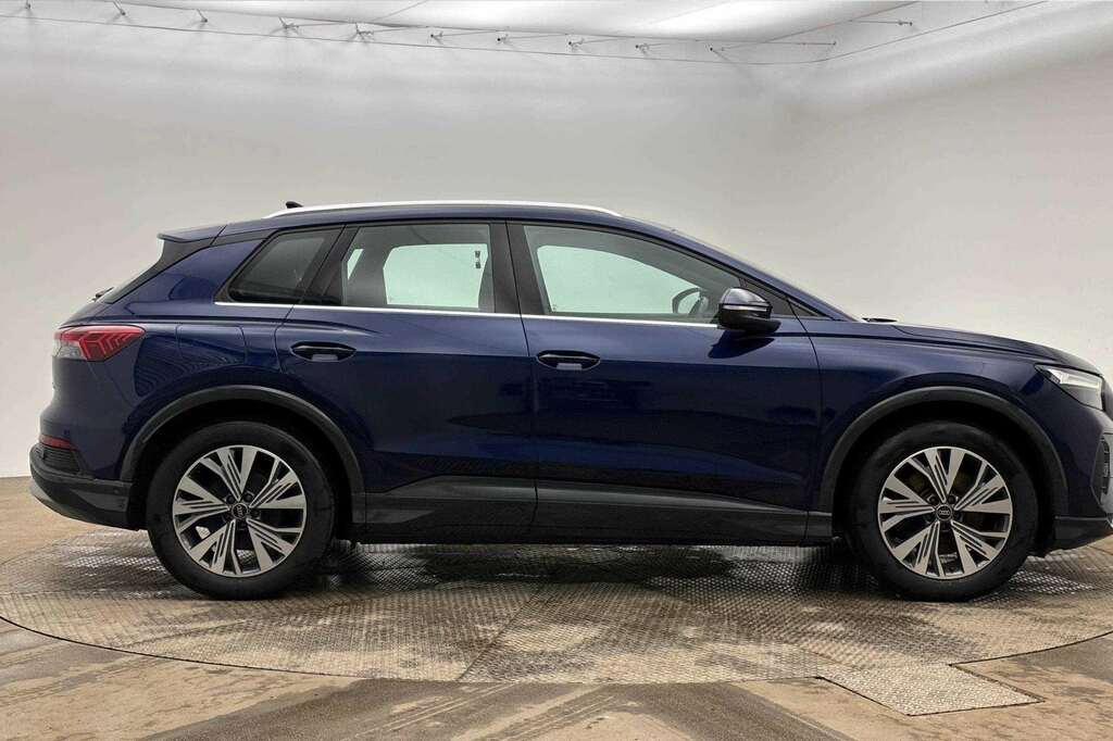 Audi Q4 E Tron 150Kw 40 82Kwh Sport 2023 HJ23OKH Blue #4