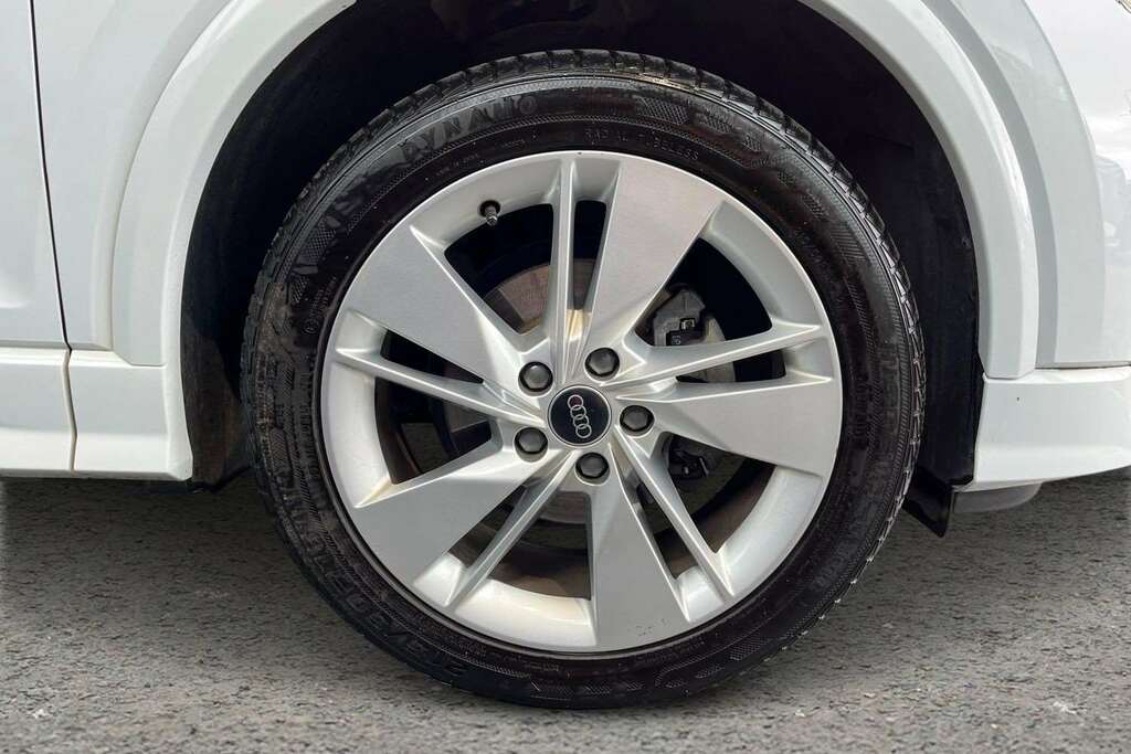 Audi Q2 35 Tfsi S Line S Tronic 2023 KM23CXO White #5