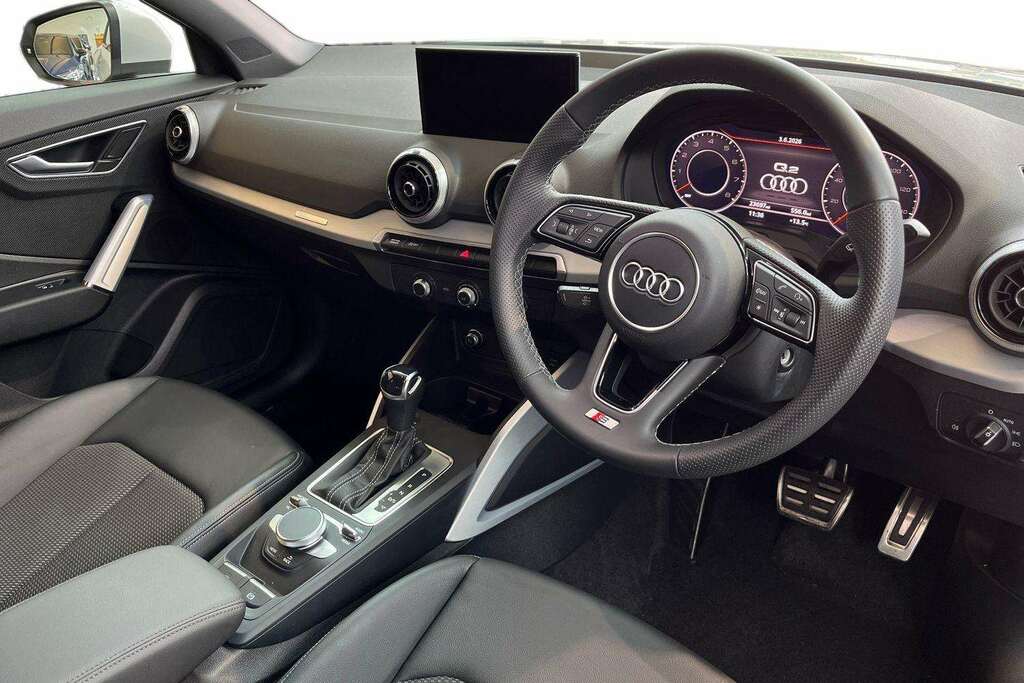 Audi Q2 35 Tfsi S Line S Tronic 2023 KM23CXO White #6