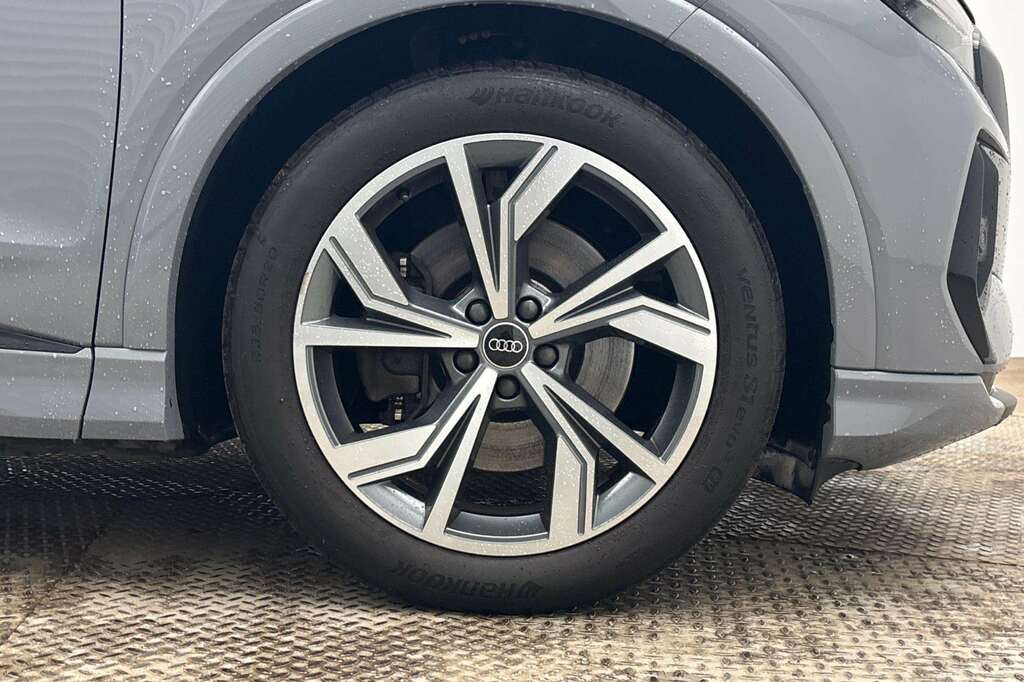 Audi Q4 E Tron 150Kw 40 82.77Kwh Edition 1 Cs 2022 DC22HSF Grey #5