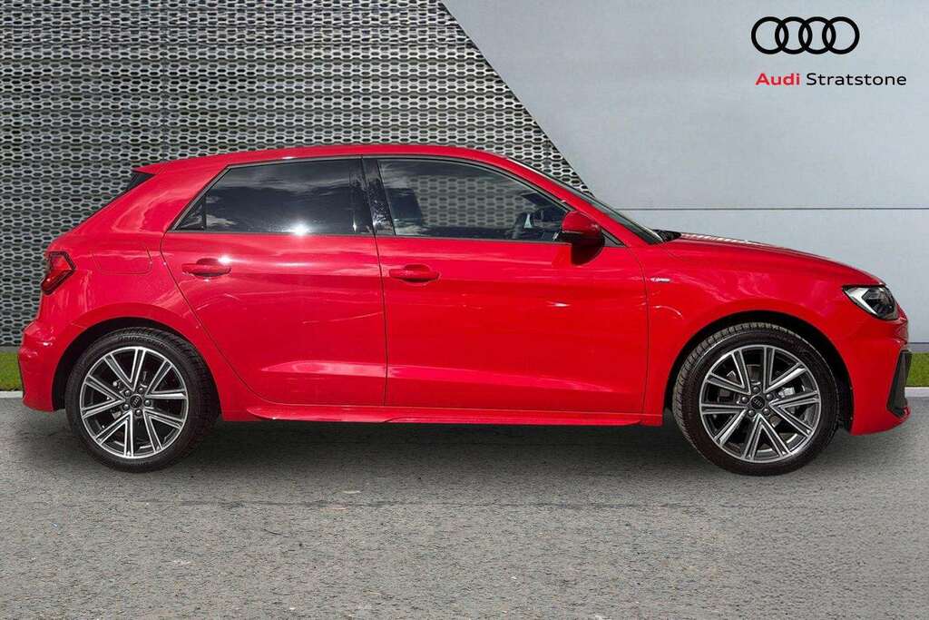 Audi A1 35 Tfsi S Line S Tronic 2026 BG26WFN Red #2