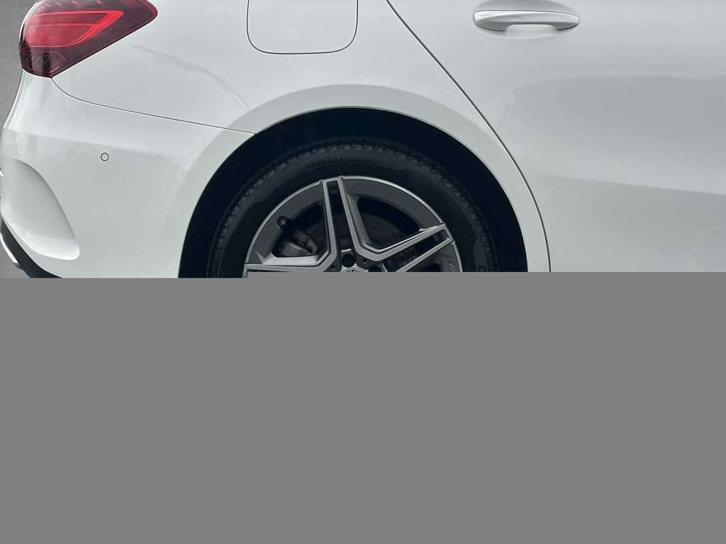 Mercedes-Benz A Class A250e Amg Line Premium 2024 KT24ZRZ White #4